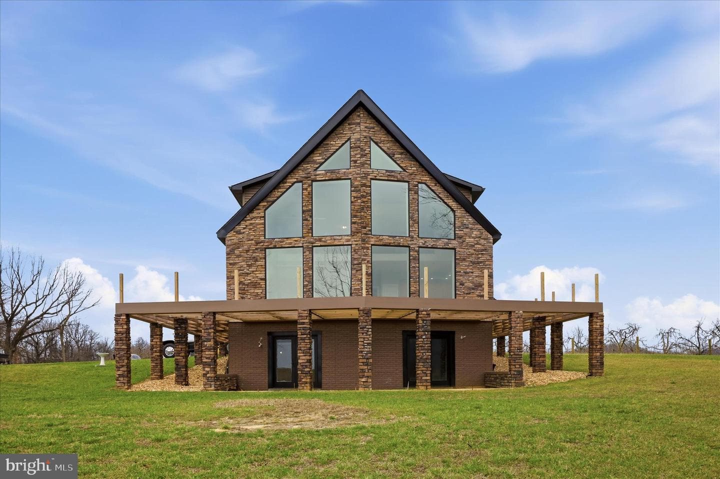 12 Bluebell Way, Inwood