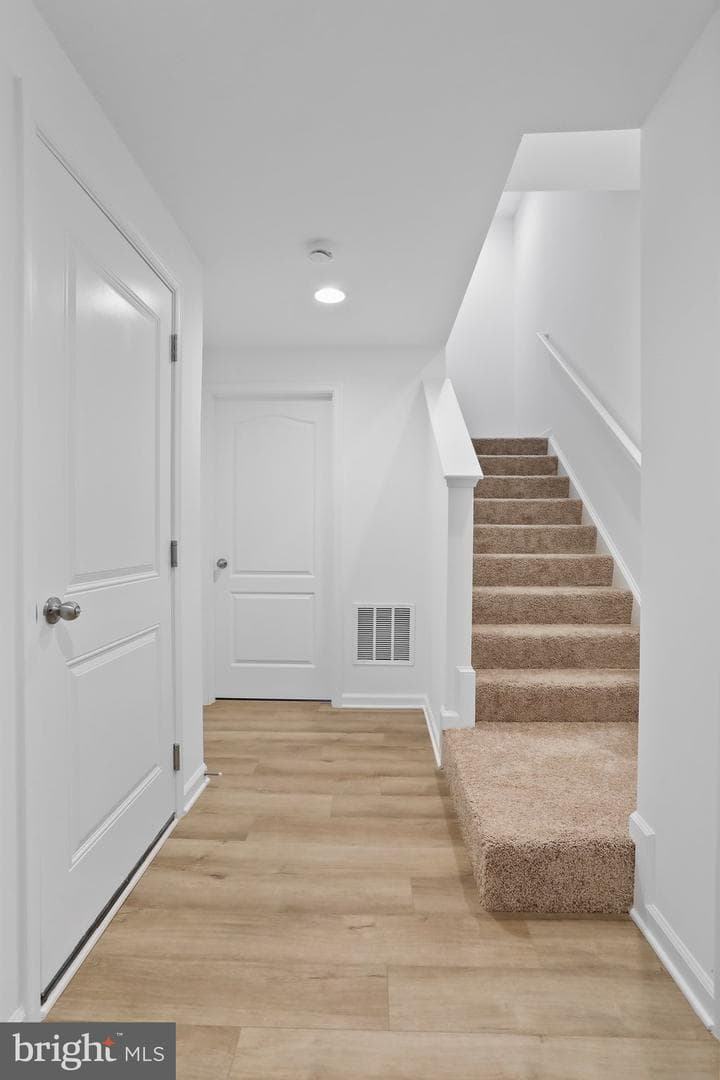 43 Andover Court photo 3