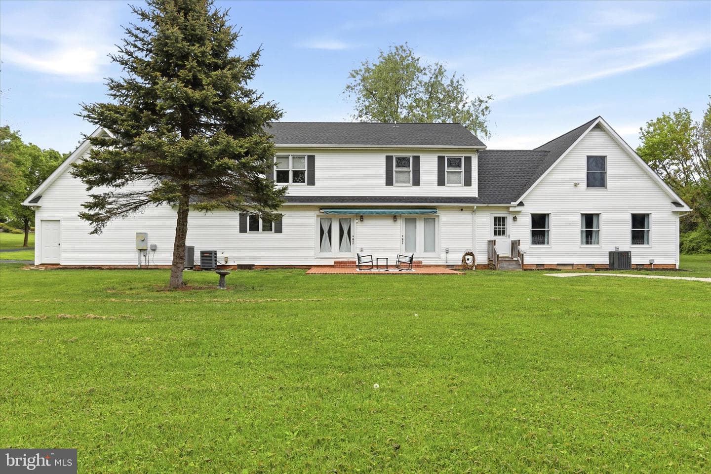 12 Columbus Court photo 48