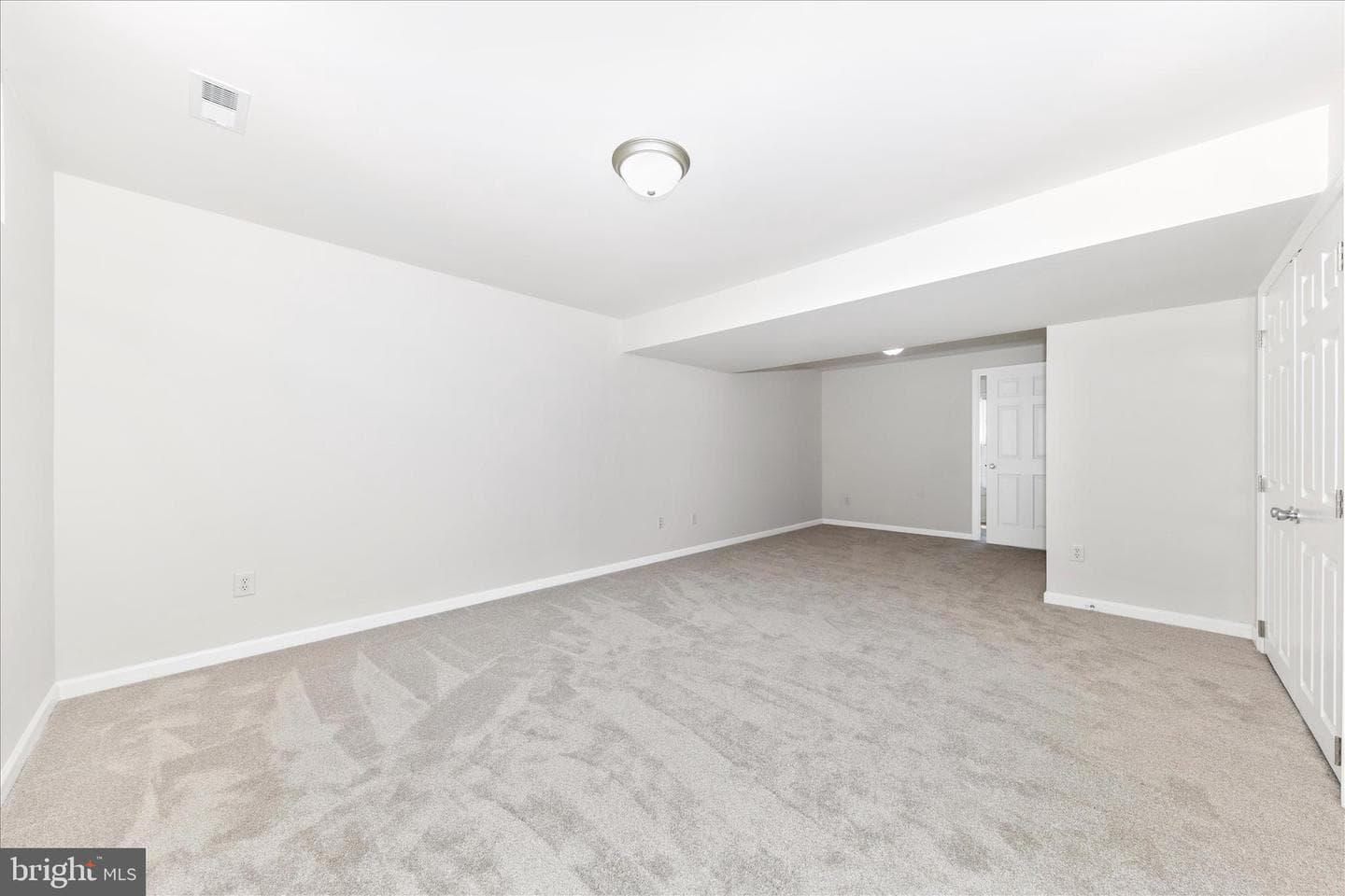 18 Zaharias Drive photo 6