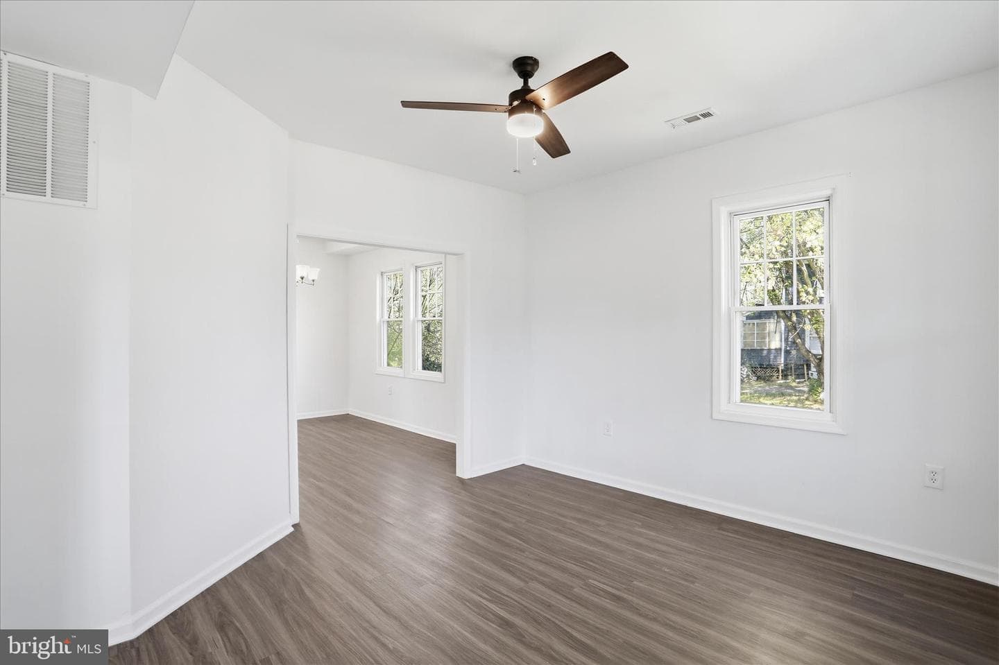 3552 Winchester Avenue photo 16