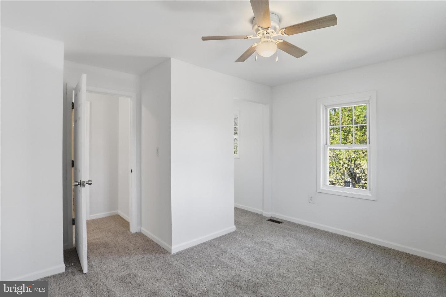 3552 Winchester Avenue photo 21