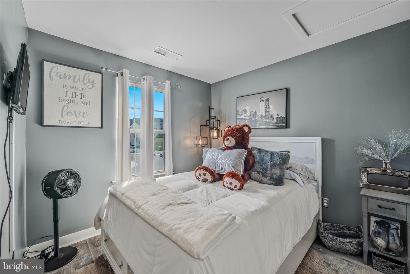 203 Ontario Drive photo 27