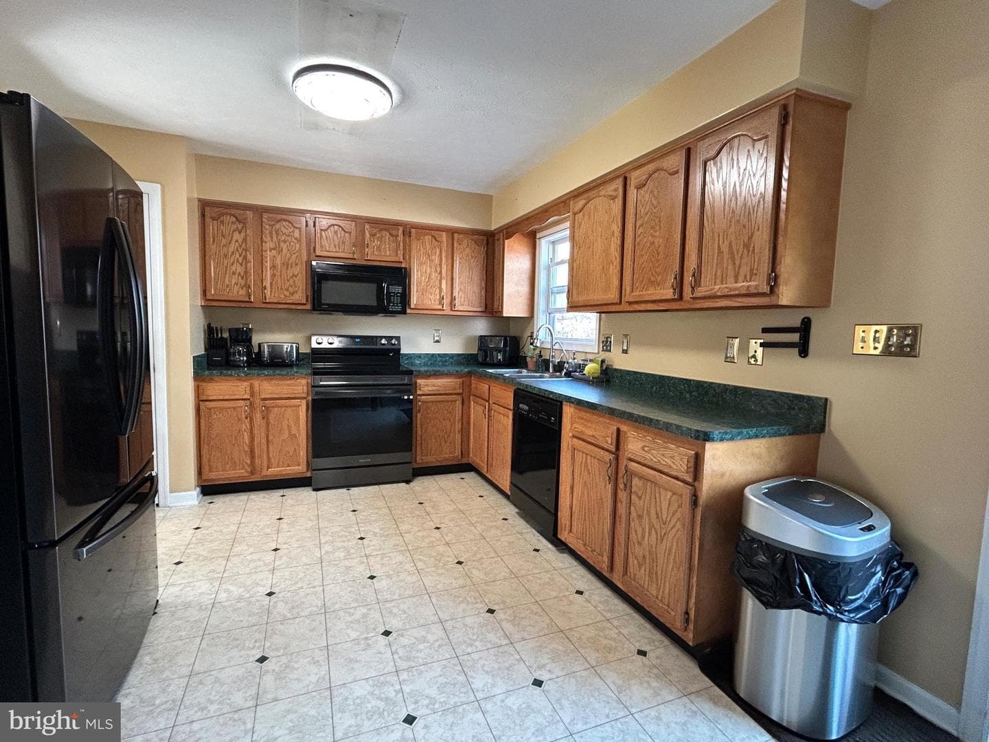 60 Wendover Drive photo 9