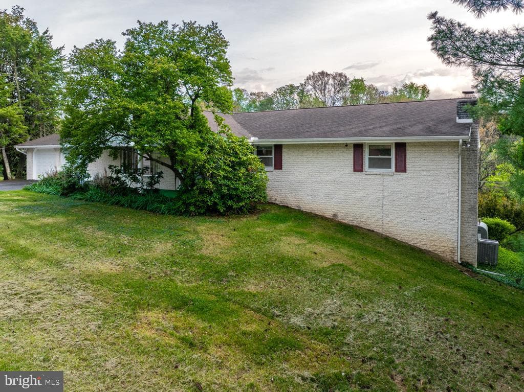 16 Marva Court photo 41