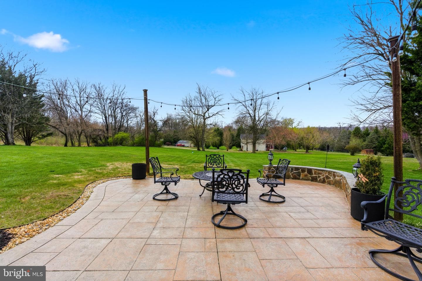 17 Renaissance Drive photo 67