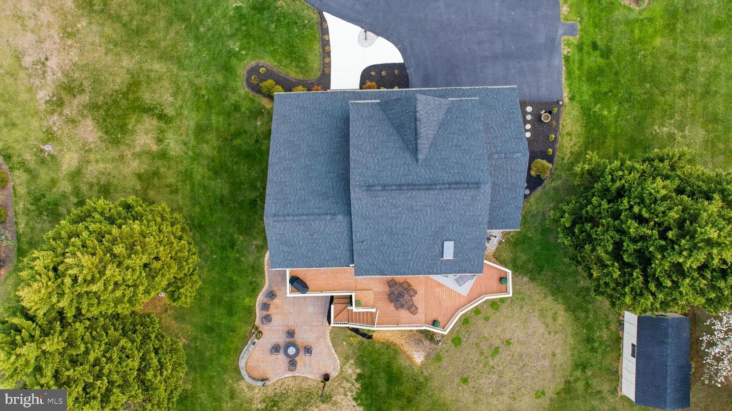 17 Renaissance Drive photo 77