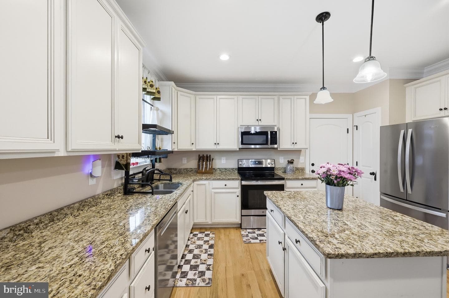 15 Branson Court photo 17