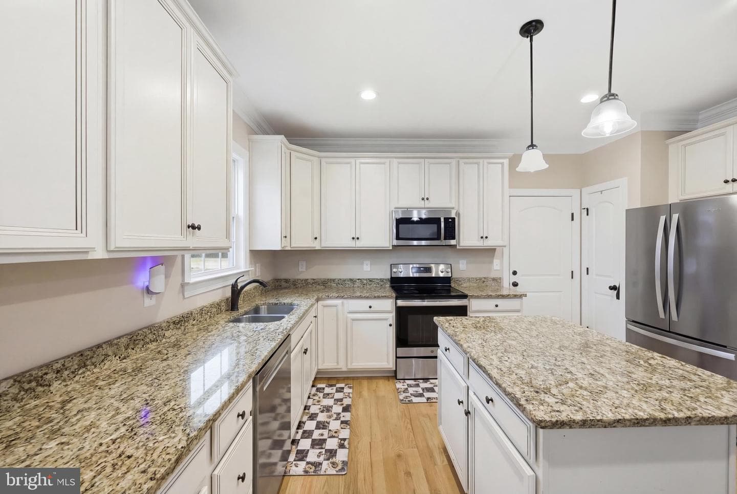 15 Branson Court photo 18