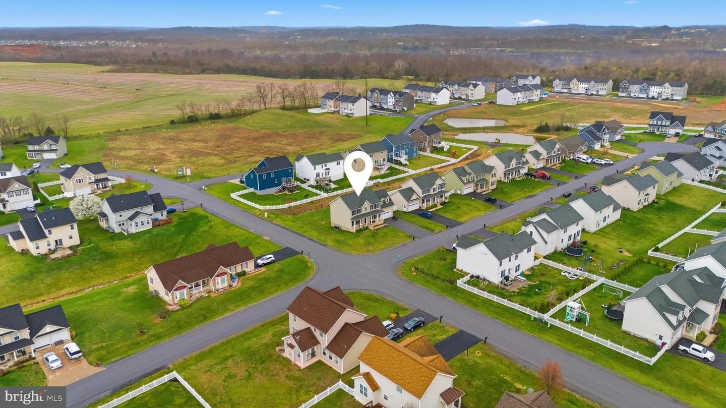 15 Branson Court photo 63
