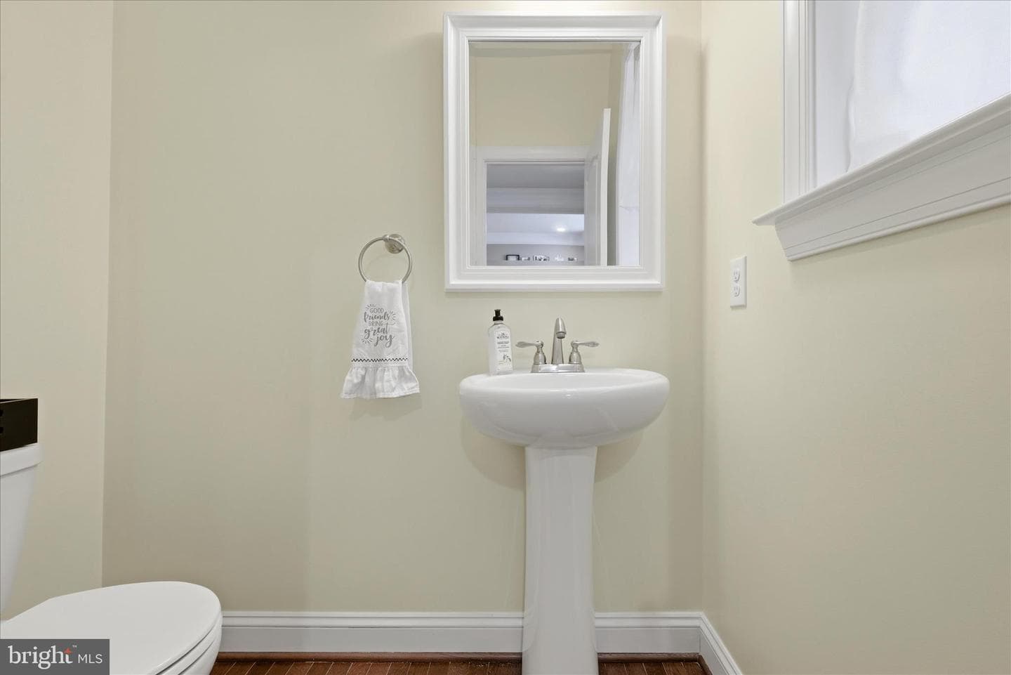 294 Ticonderoga Drive photo 28