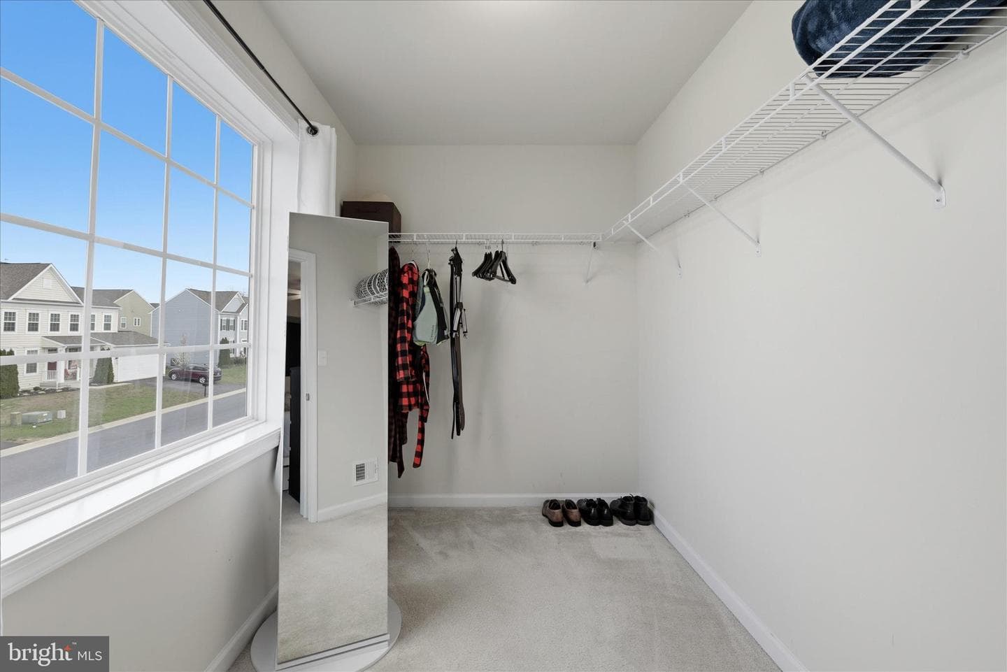 294 Ticonderoga Drive photo 42