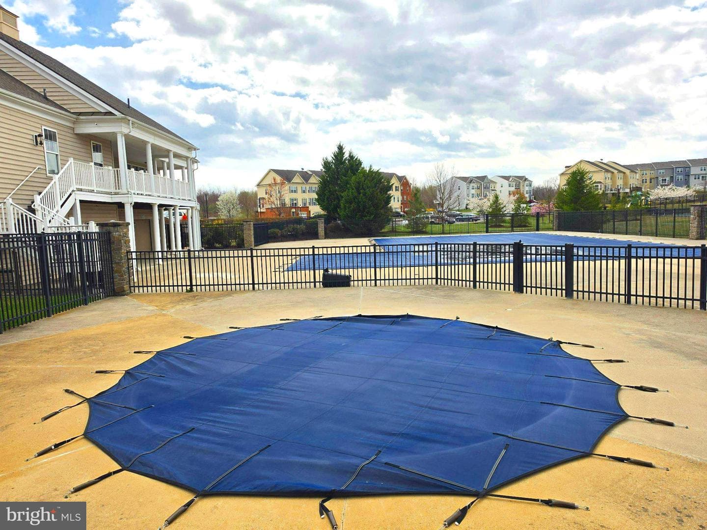 101 Darden Court W photo 68