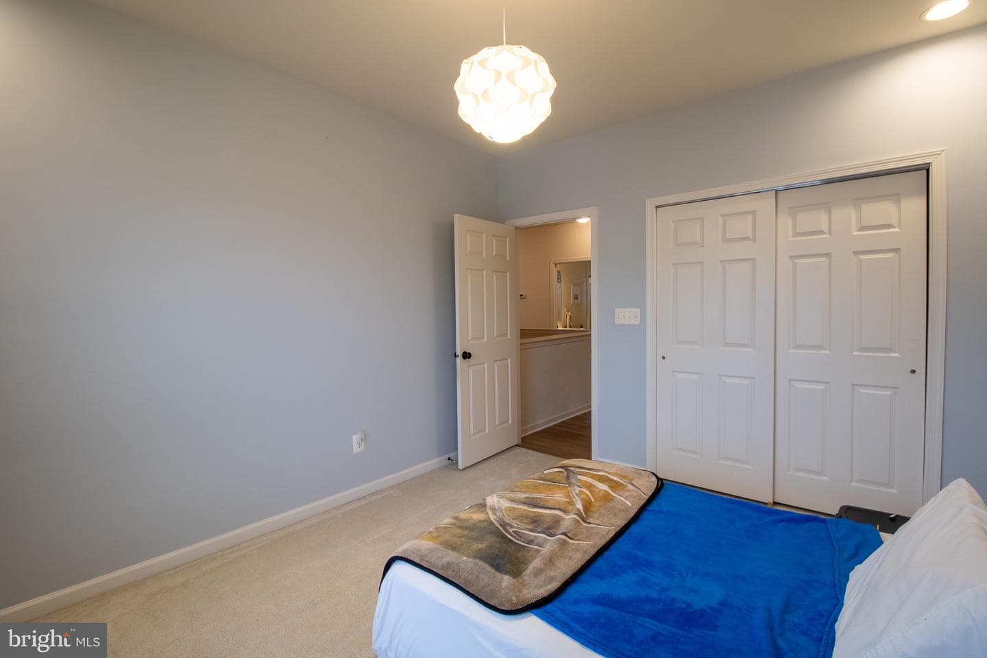 104 E Strathmore Way E photo 47