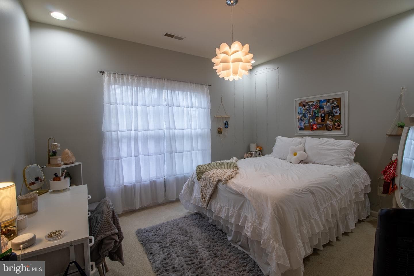 104 E Strathmore Way E photo 48