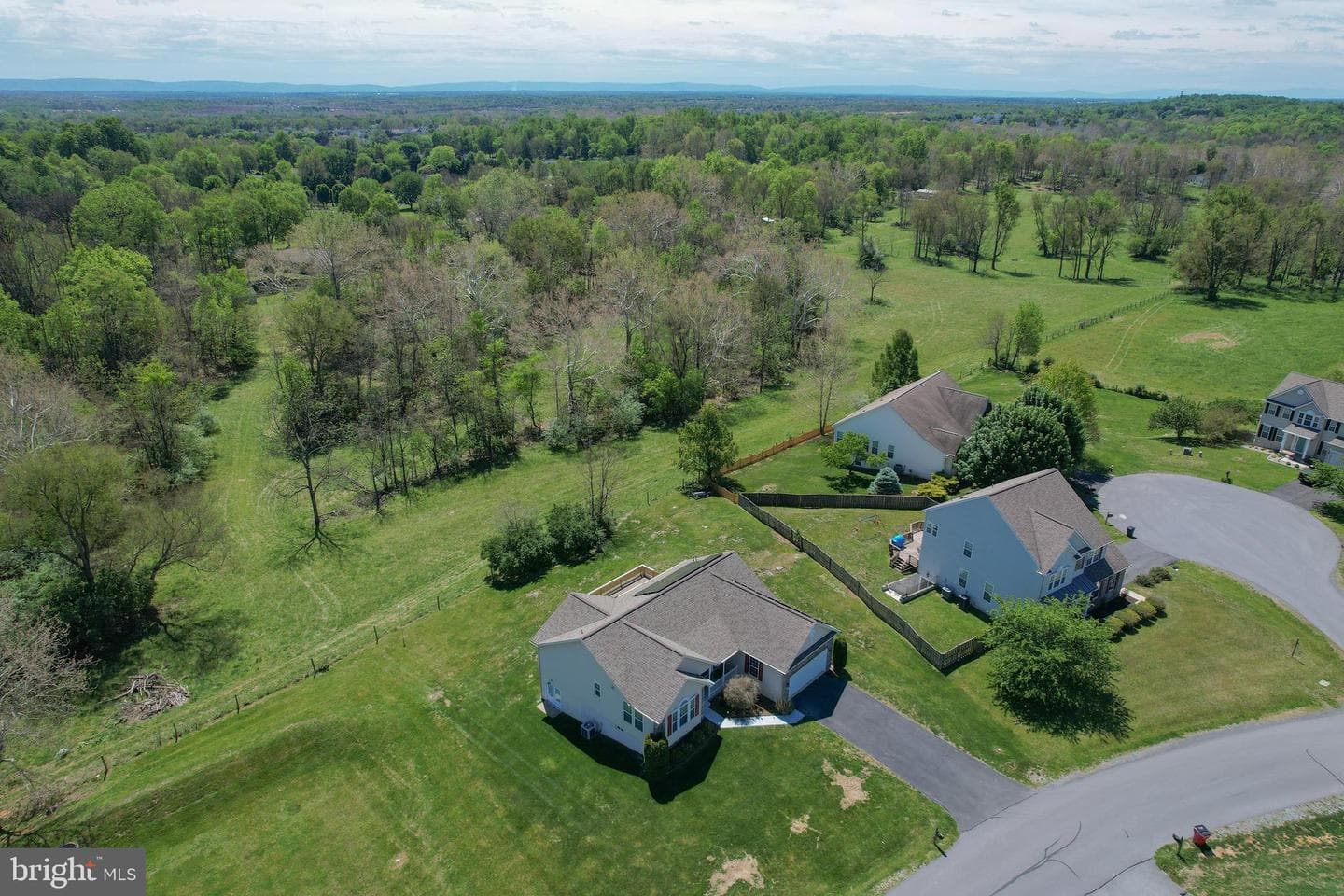 633 Bentley Drive photo 39