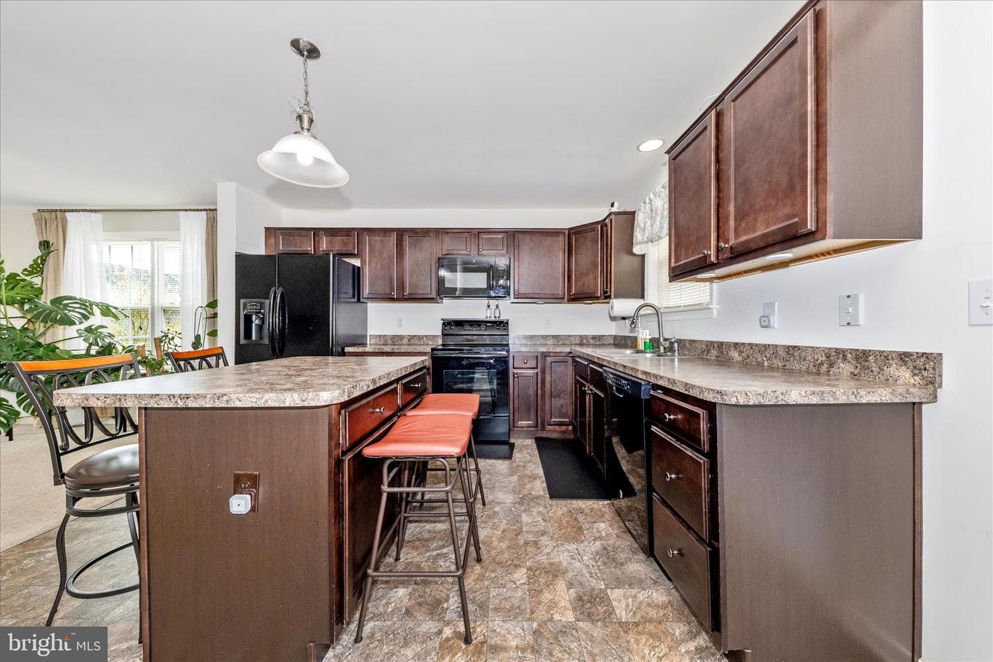 47 Carmody Lane photo 11