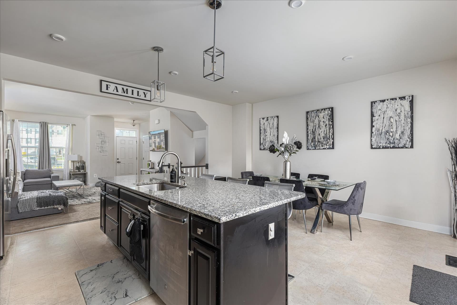 195 Ontario Drive photo 8