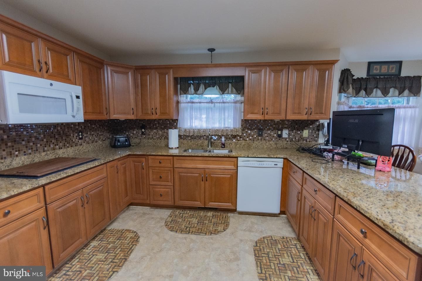 406 Azalea Lane photo 24