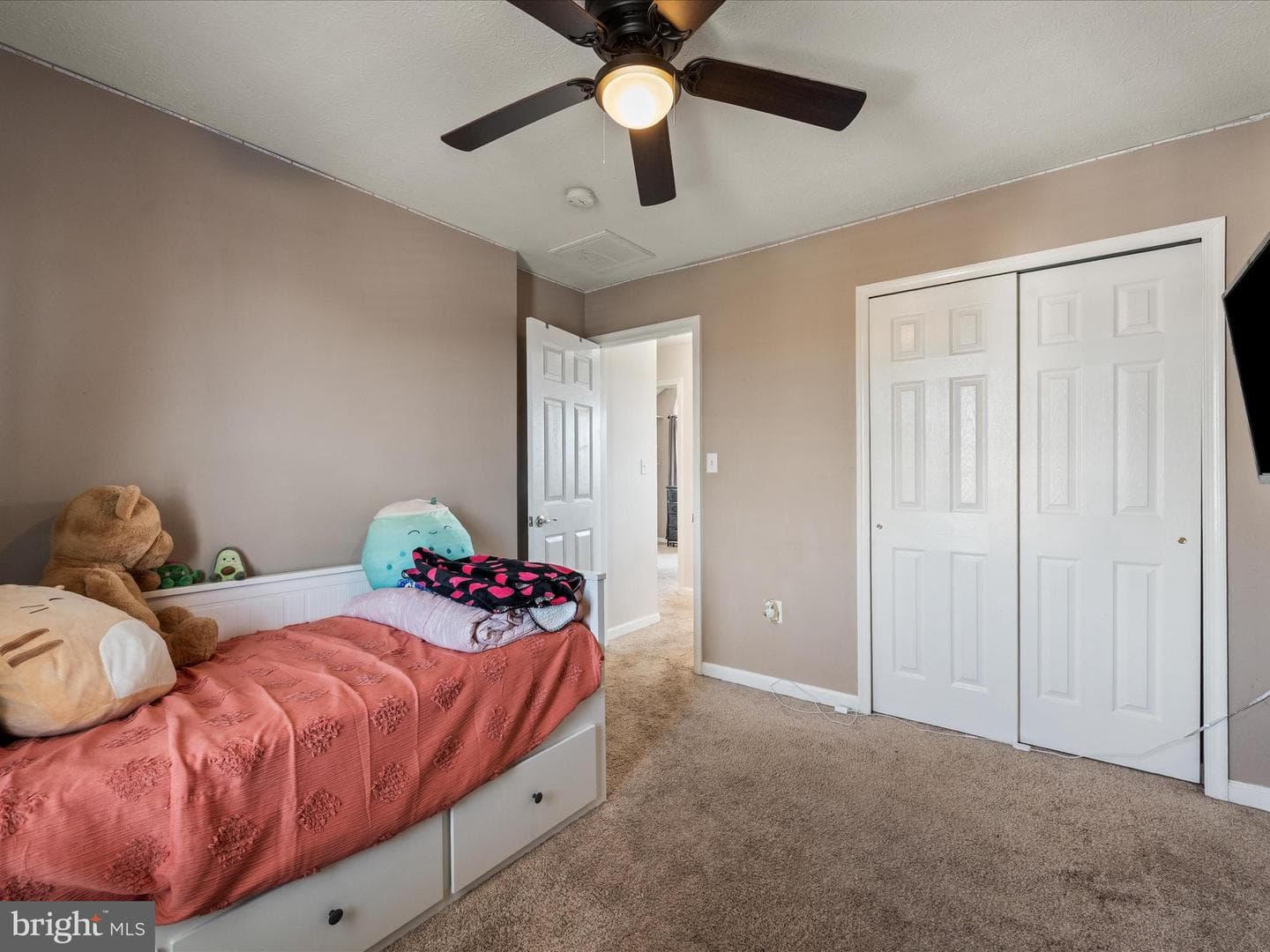 155 Fenimore Drive photo 28
