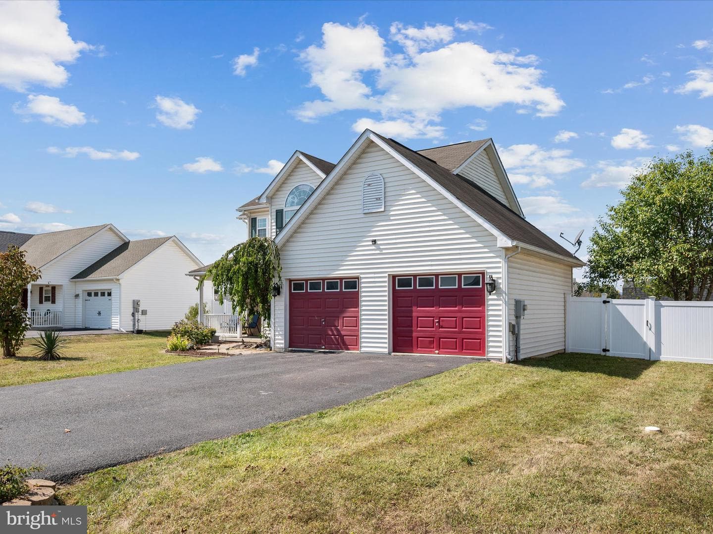 155 Fenimore Drive photo 4