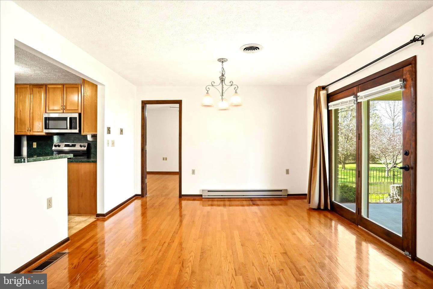229 Hollis Drive photo 21