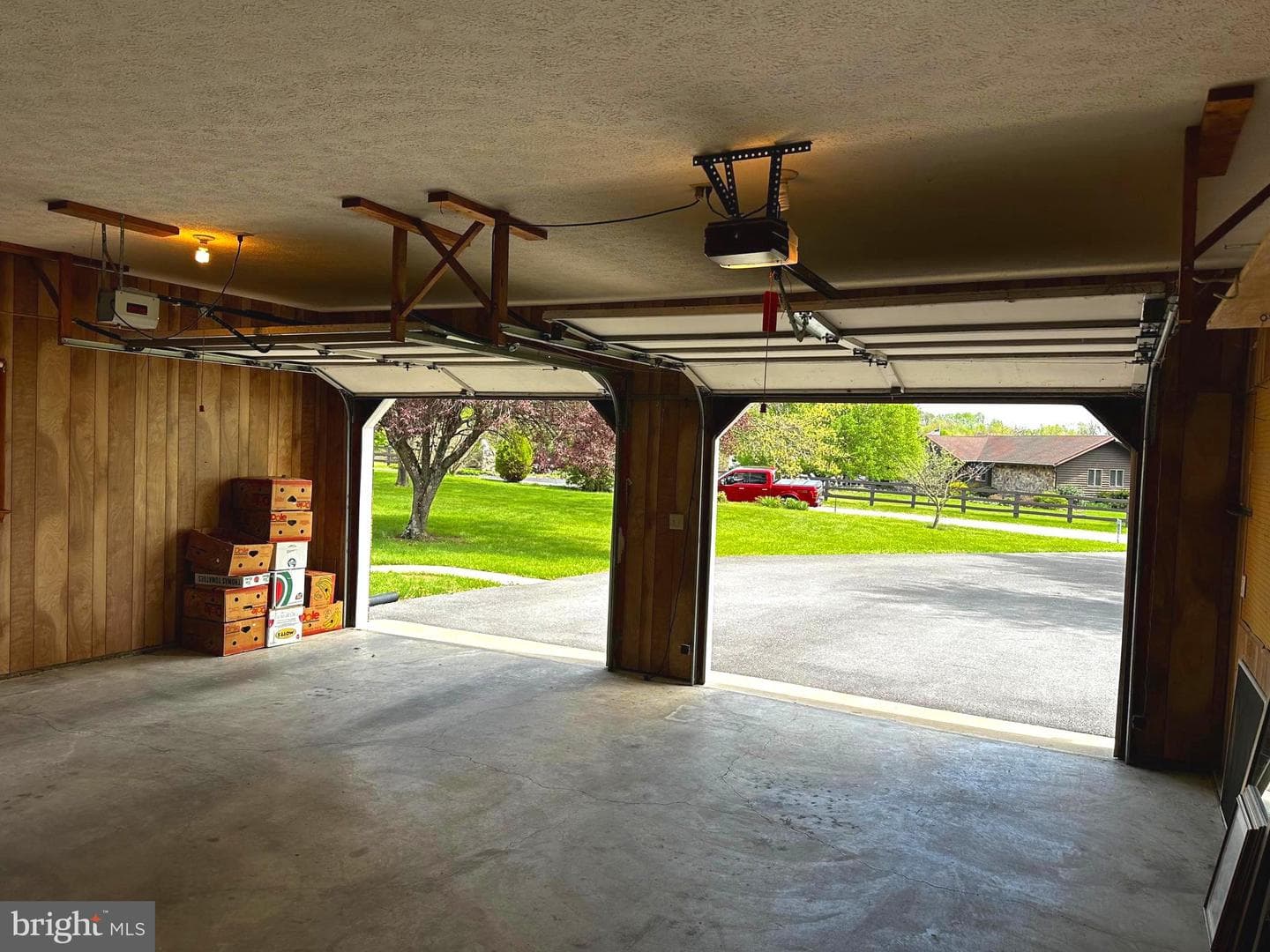 229 Hollis Drive photo 44