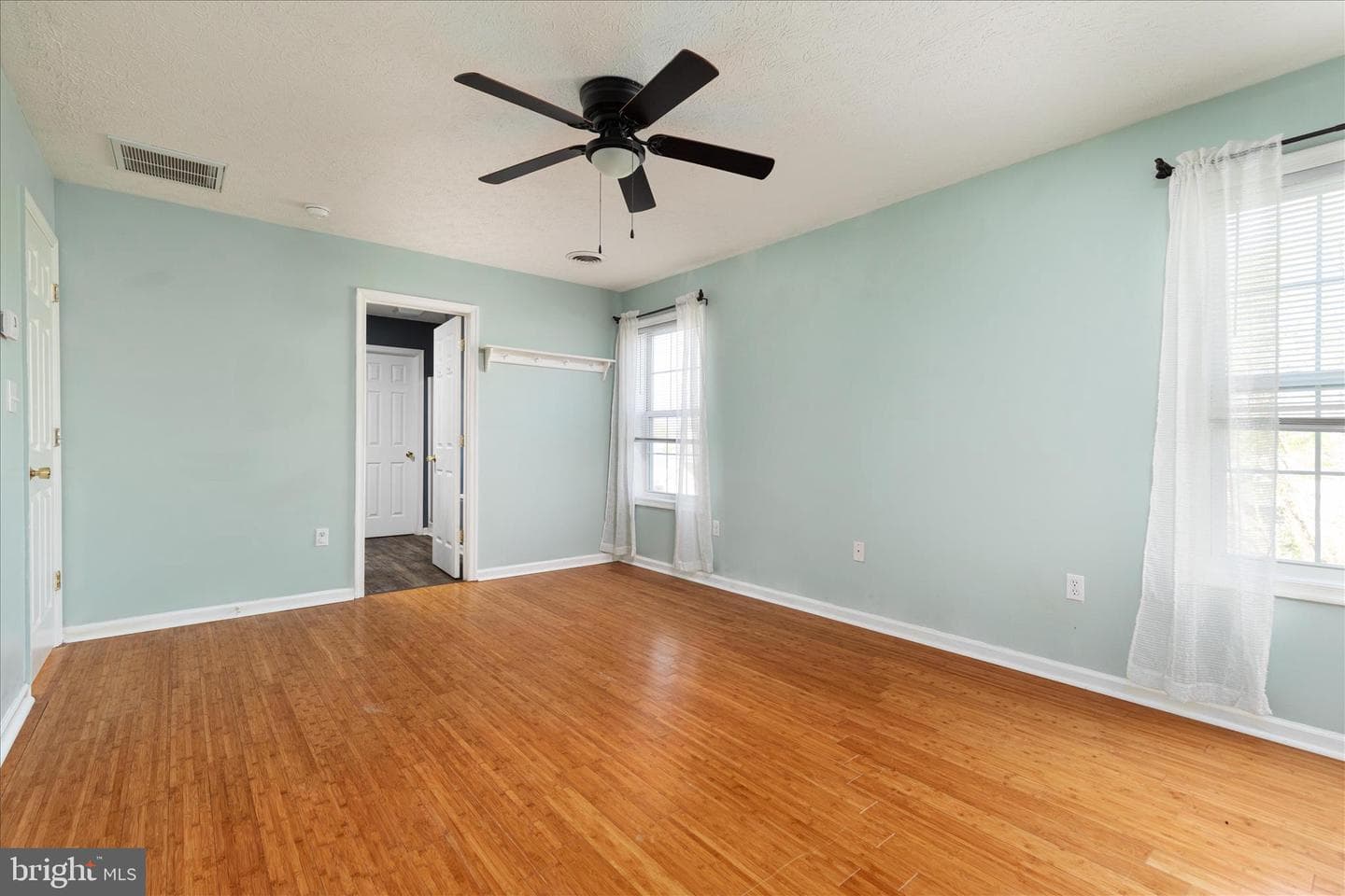 109 Fenimore Drive photo 17