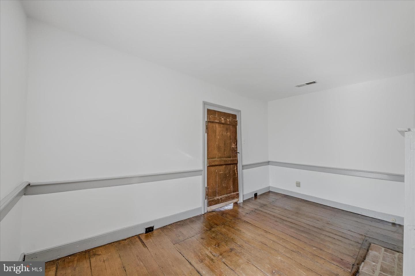 1646 Gerrardstown Rd photo 10