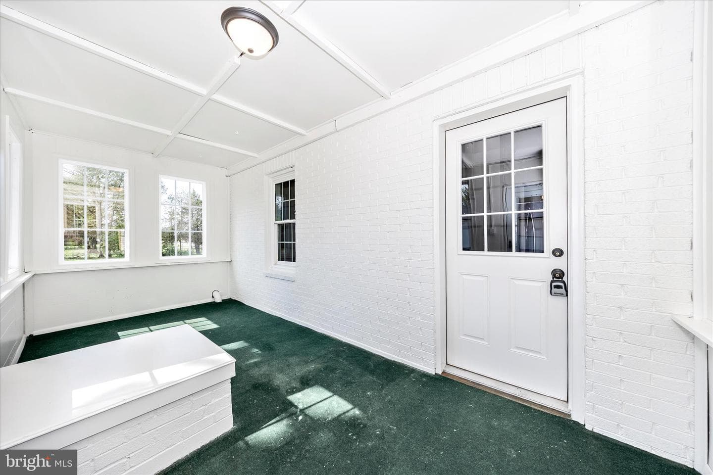 10167 Winchester Avenue photo 17