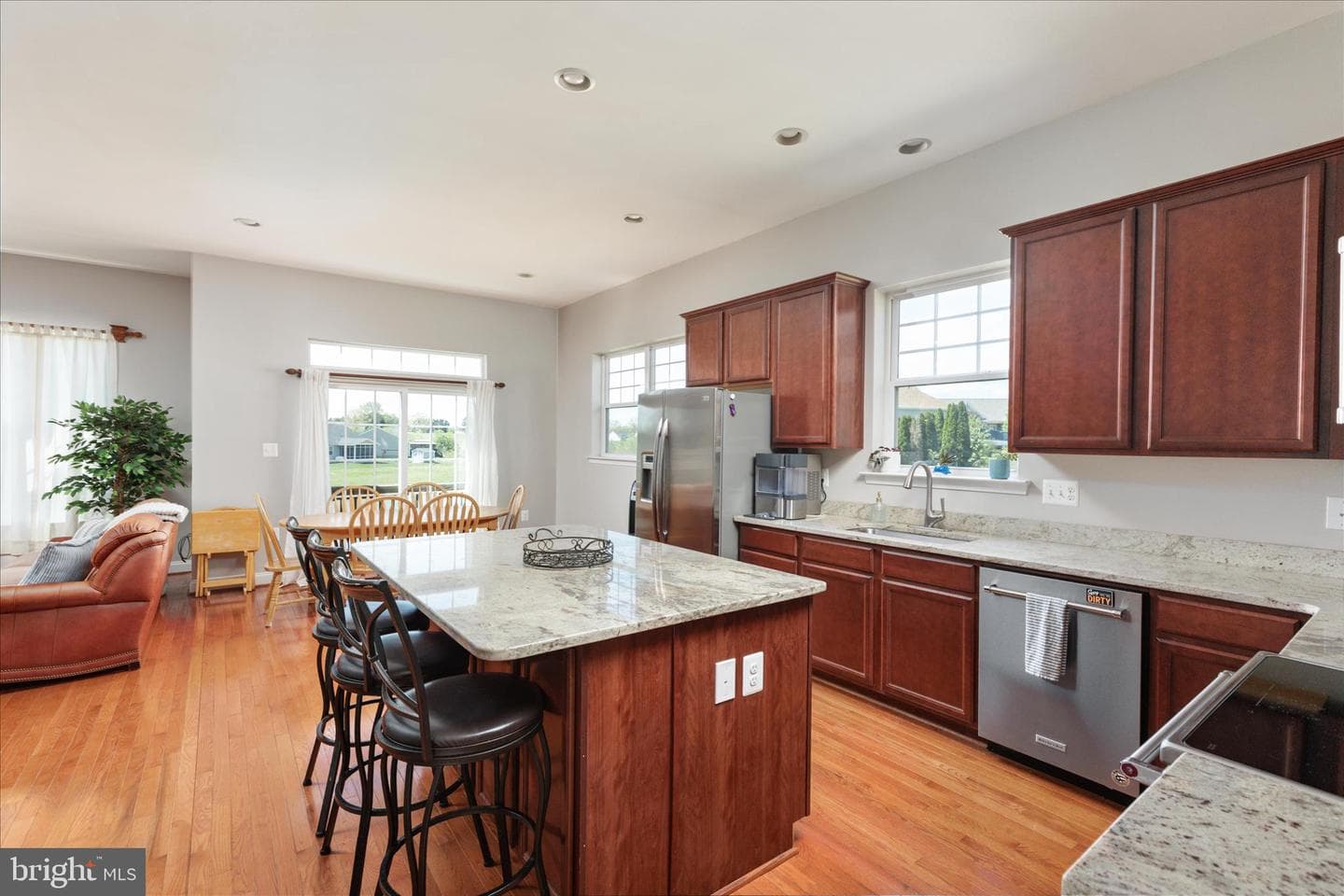 88 Aldershot Drive photo 14