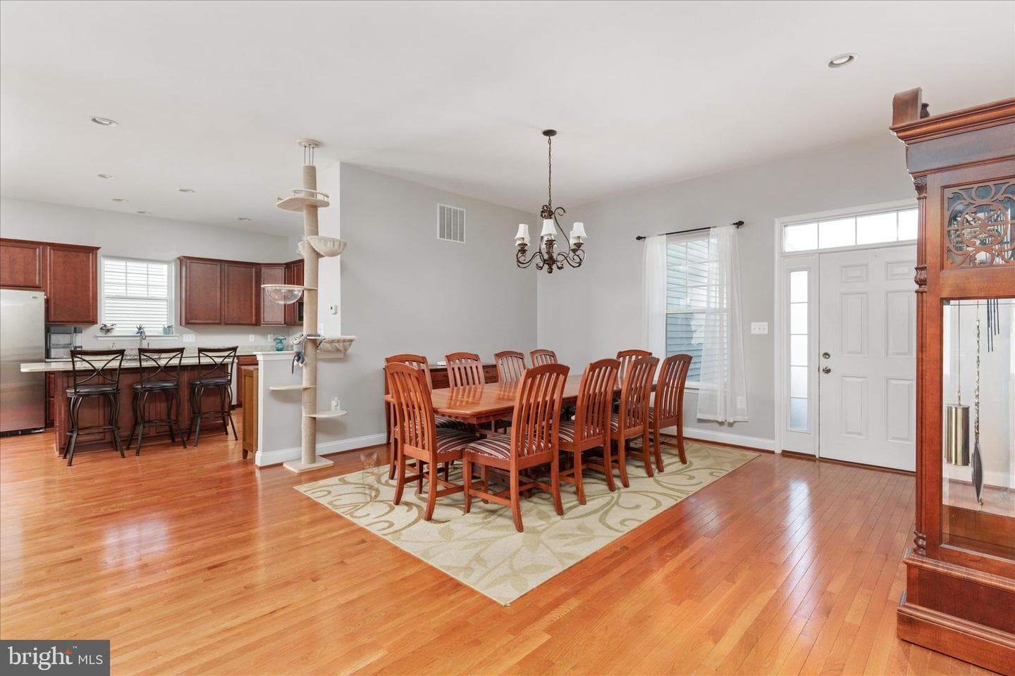 88 Aldershot Drive photo 6