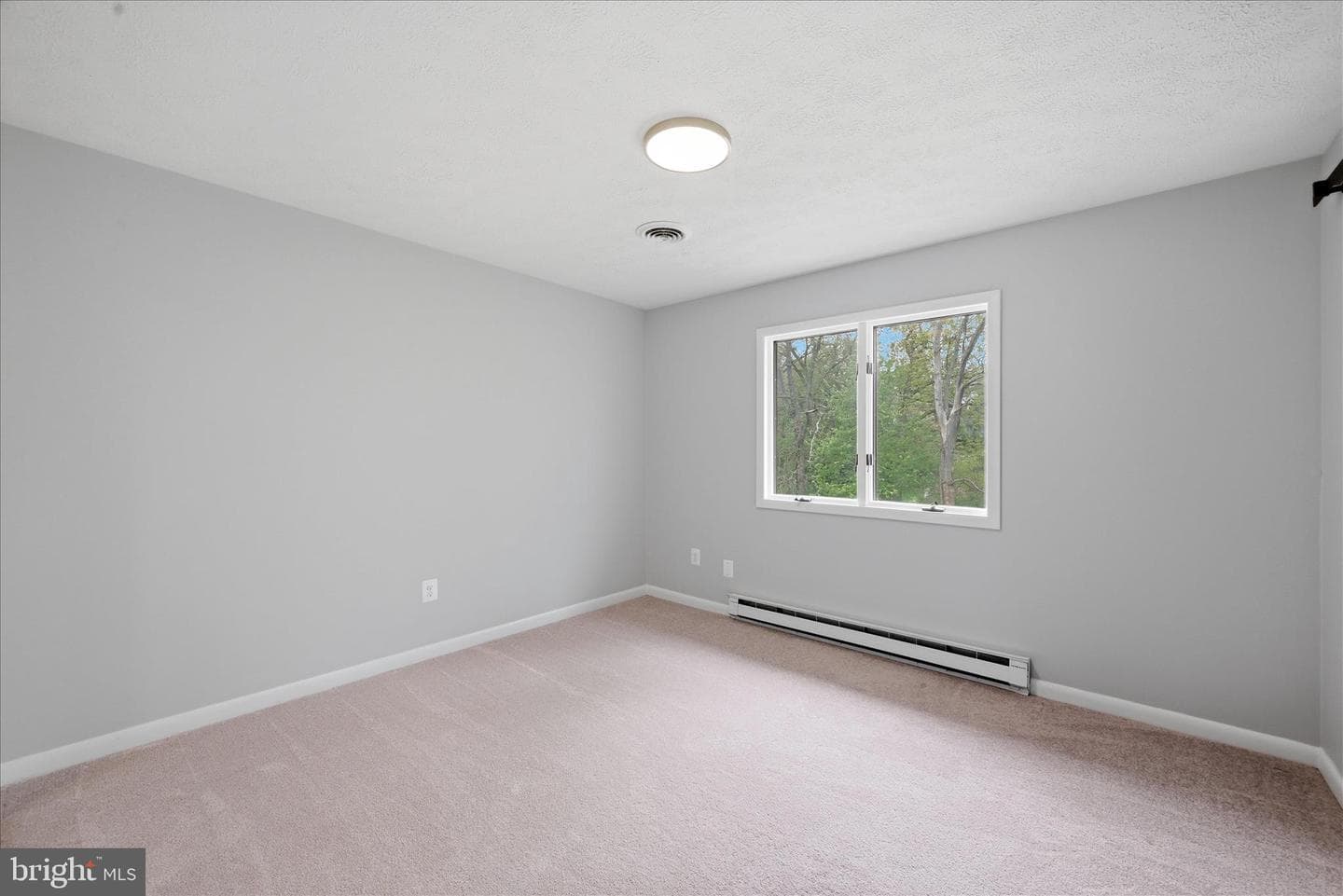144 Brenda Drive photo 29