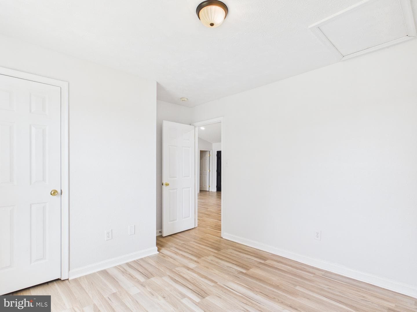 218 Larry Way photo 12