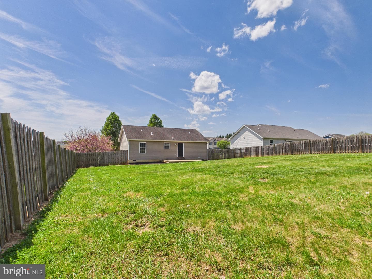 218 Larry Way photo 27