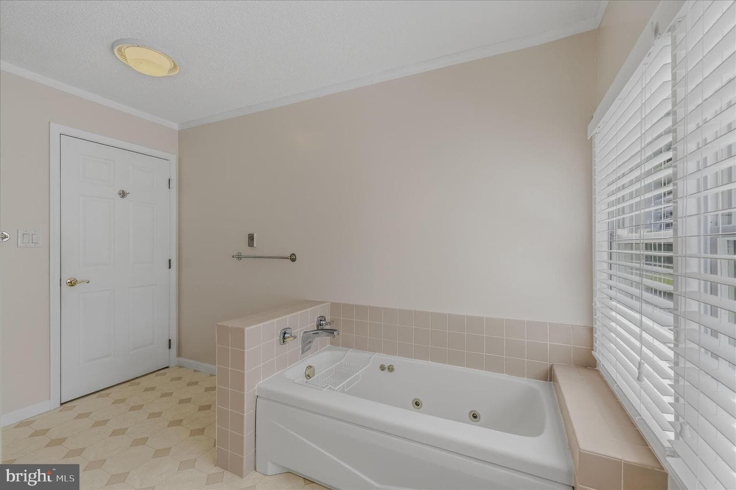 236 Babbling Brook Lane photo 29