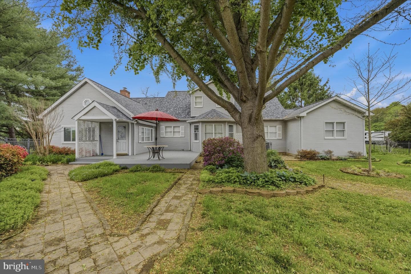 236 Babbling Brook Lane photo 68
