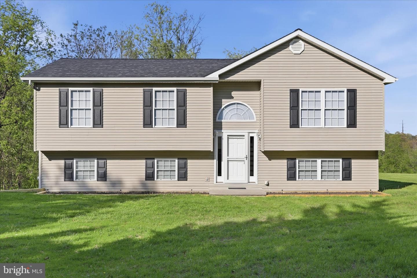 174 Open Field Lane photo 3