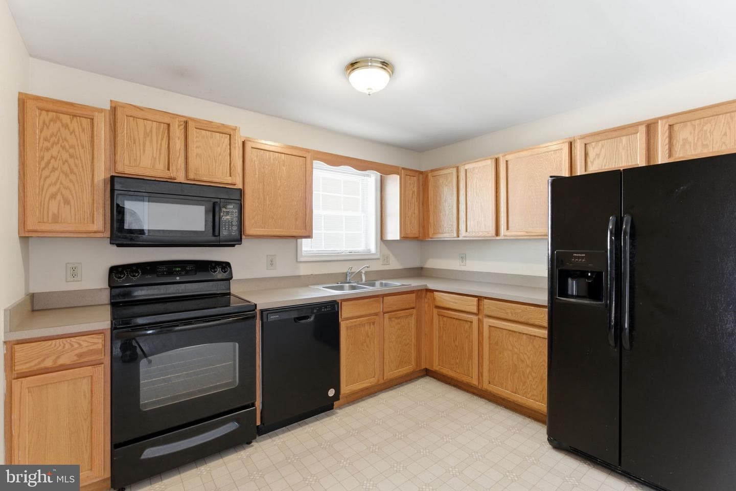 78 Gemini Court photo 11