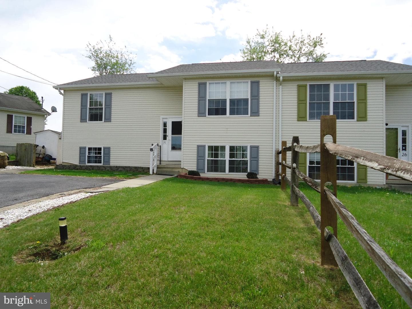 30 Squire Circle photo 3