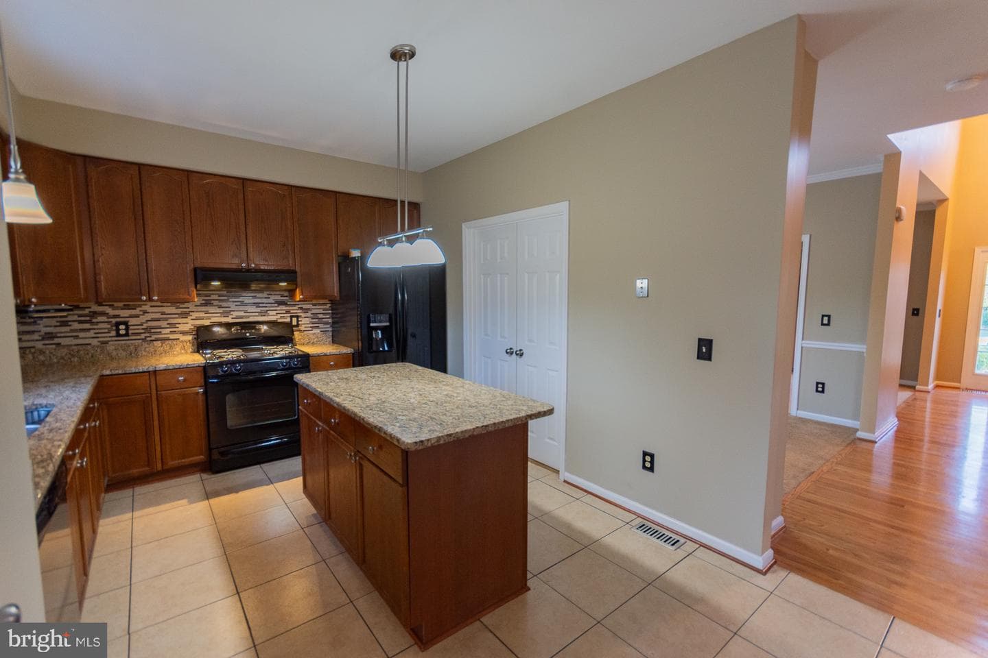 103 Lacosta Boulevard photo 19