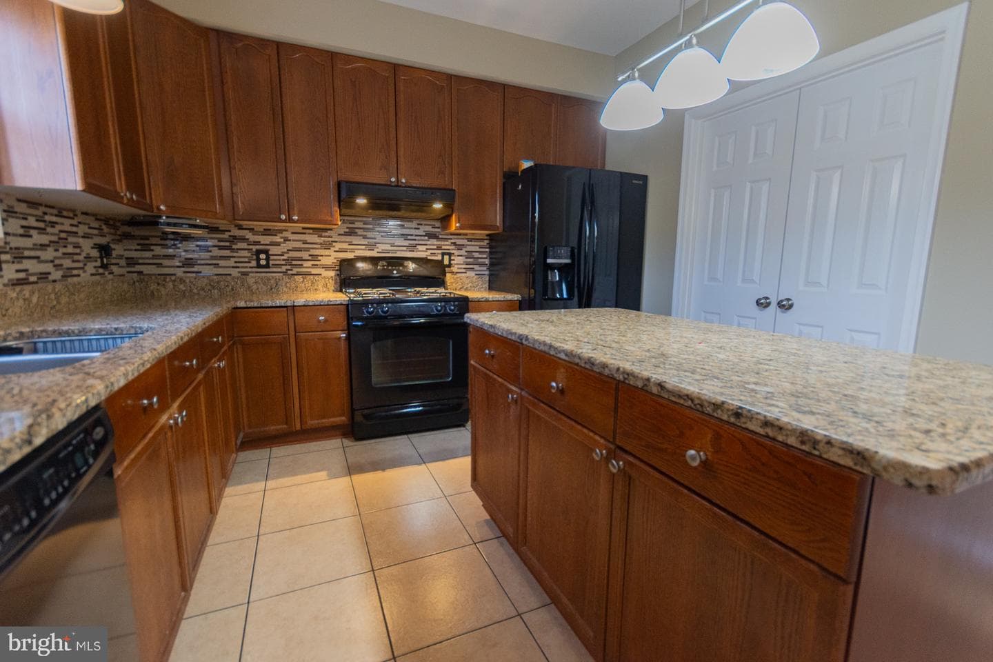 103 Lacosta Boulevard photo 22