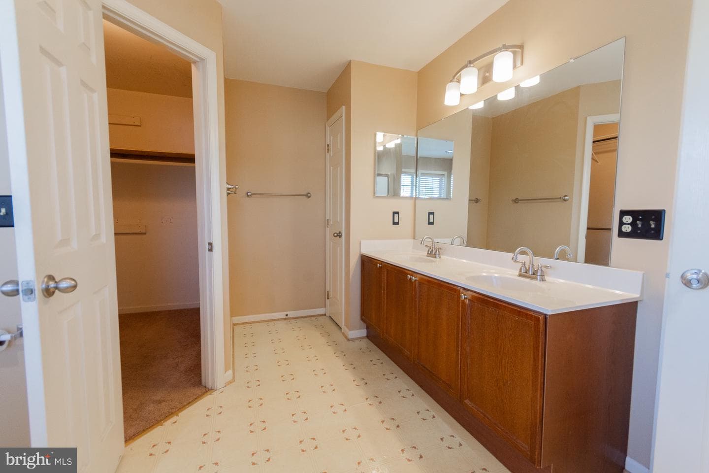 103 Lacosta Boulevard photo 50