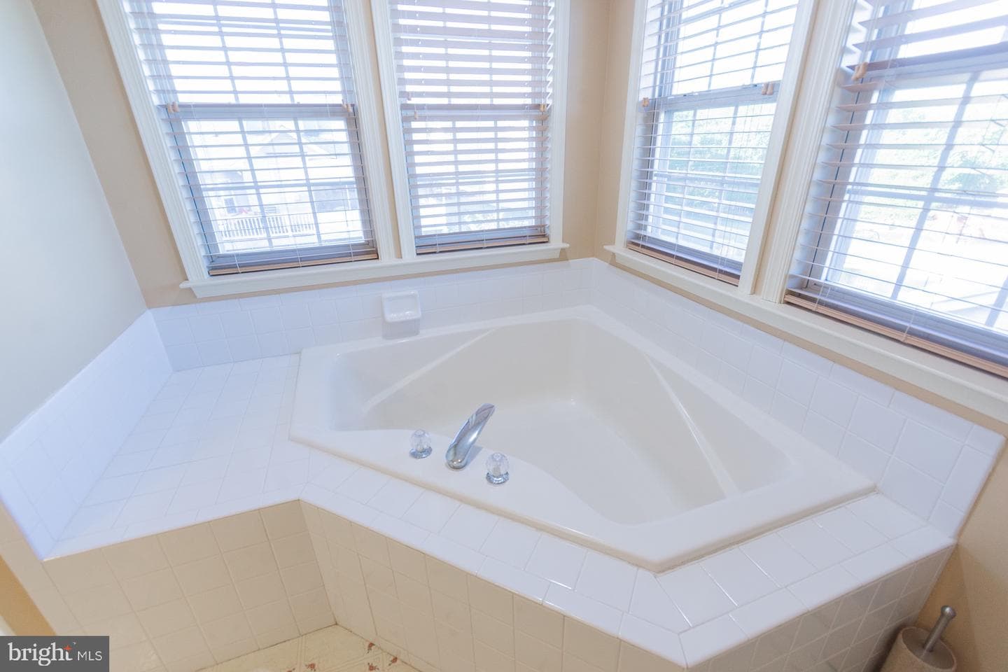 103 Lacosta Boulevard photo 52