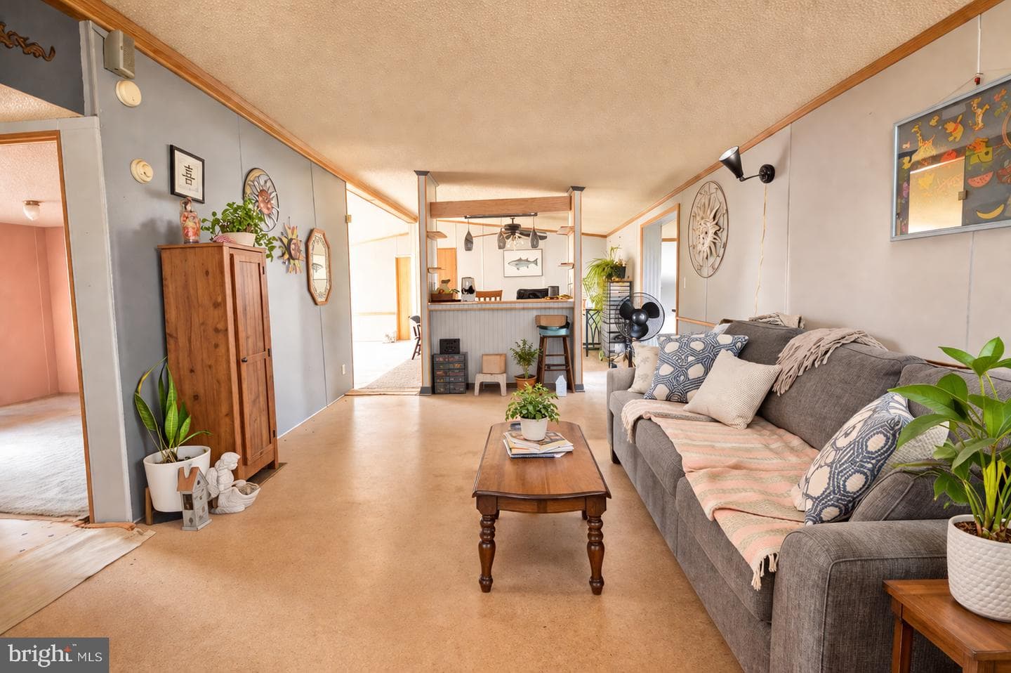 339 Valentine Dr photo 6