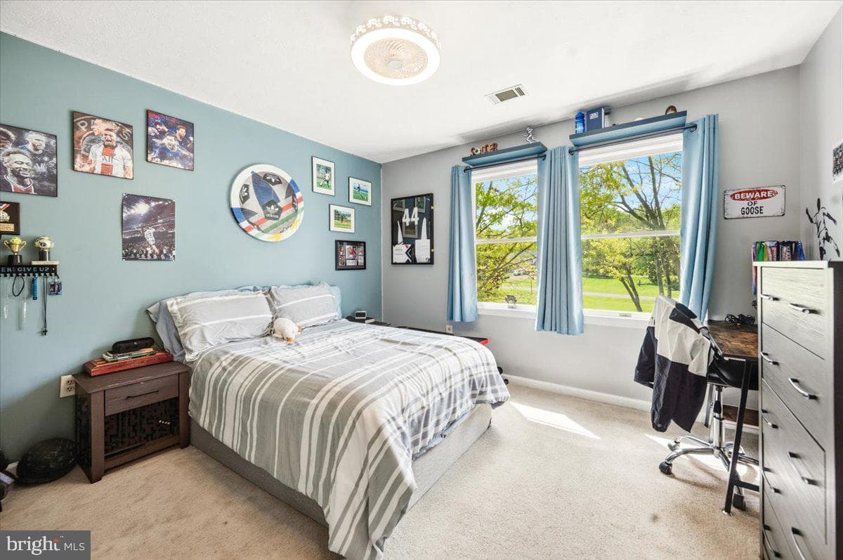 426 Appian Way photo 35