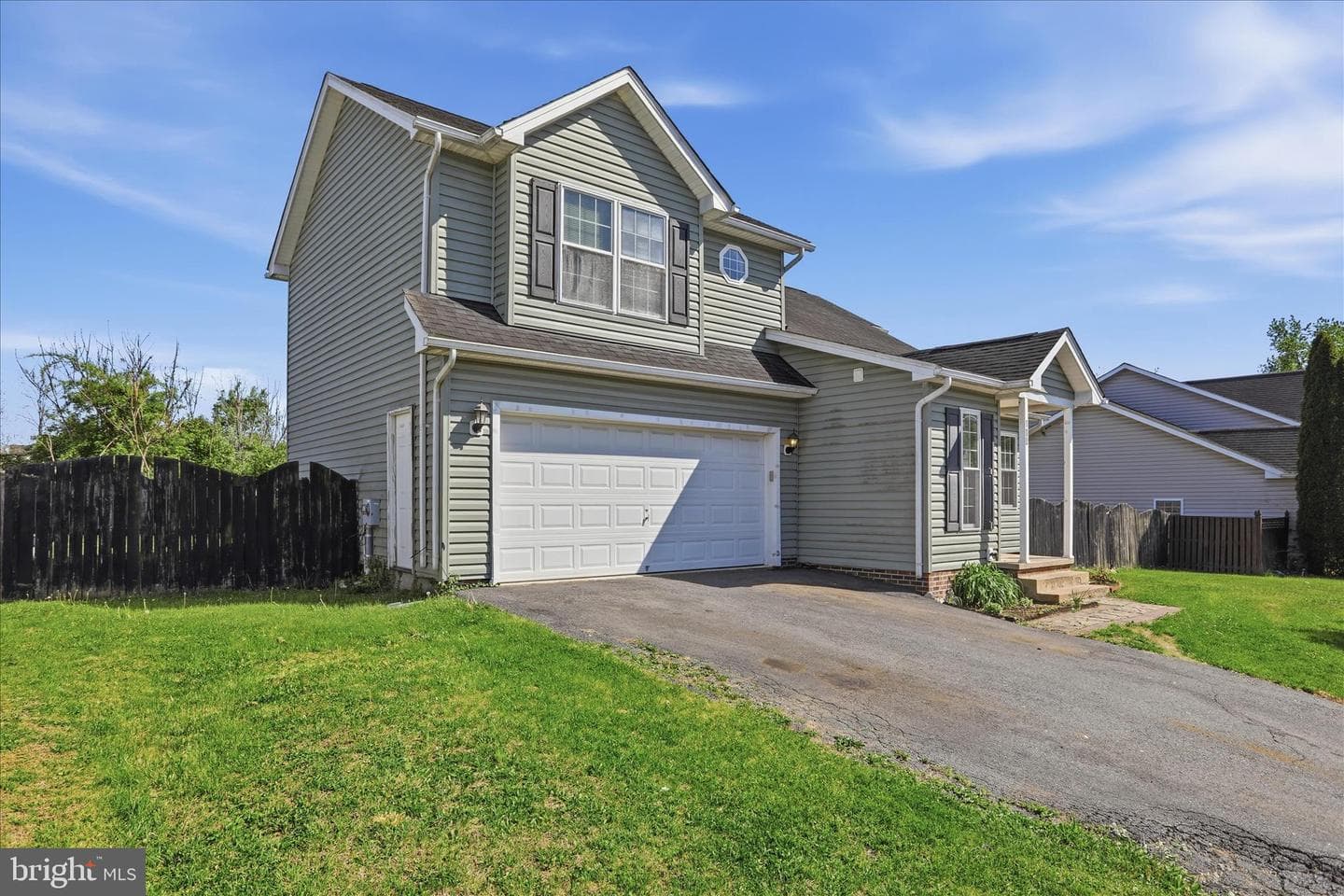 100 Coralberry Drive photo 4