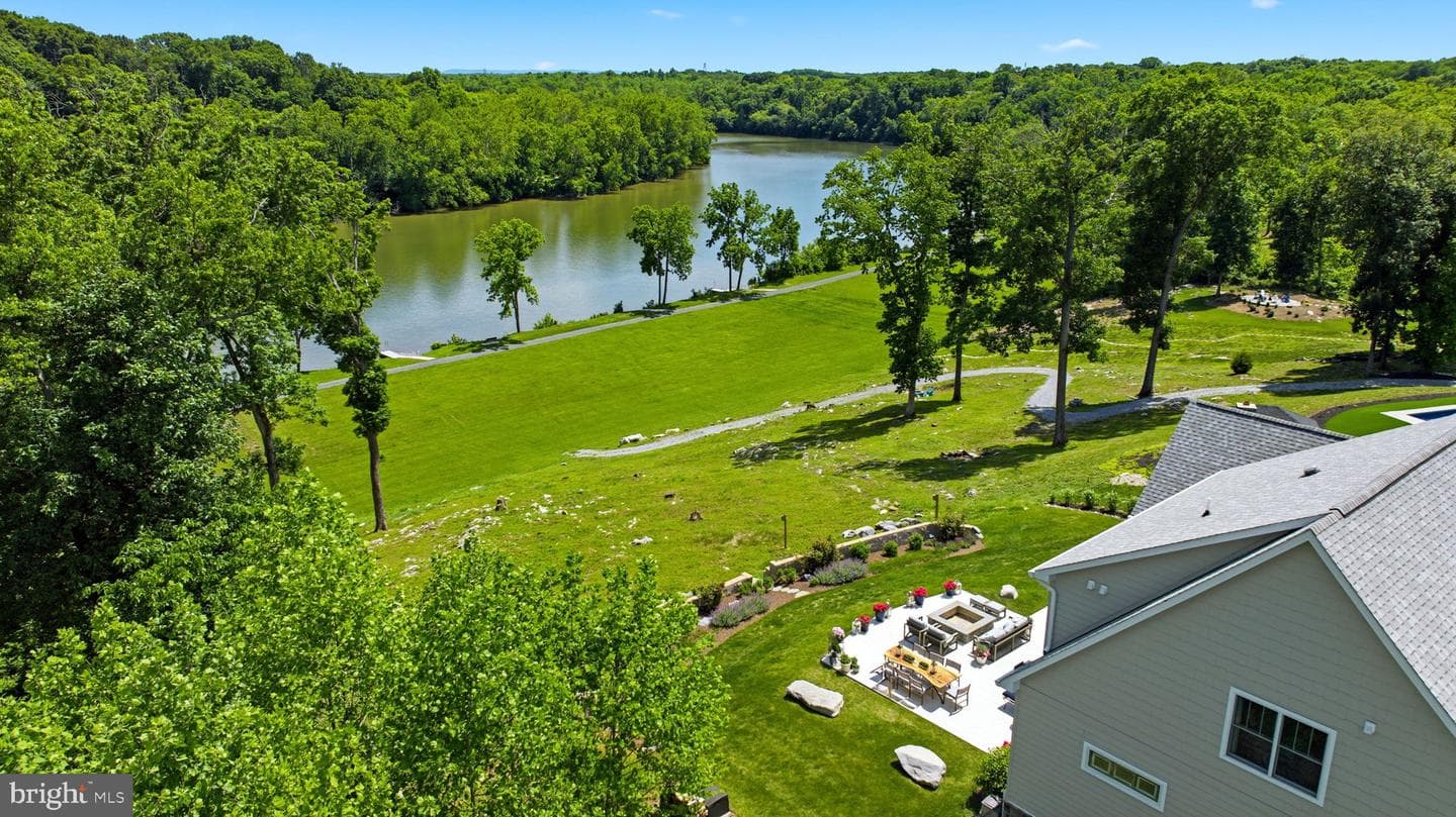 129 Agnese Court photo 119