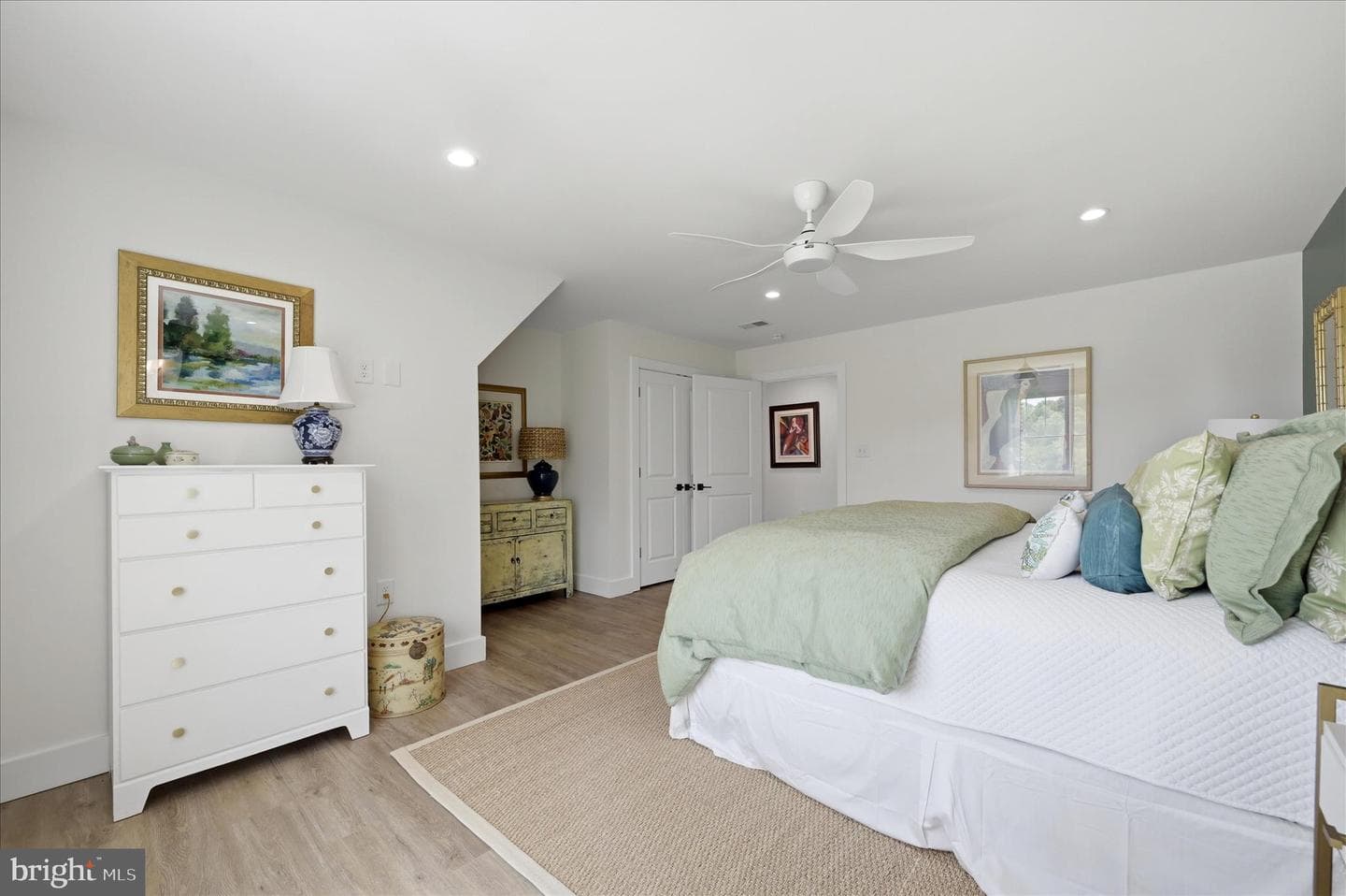 129 Agnese Court photo 53