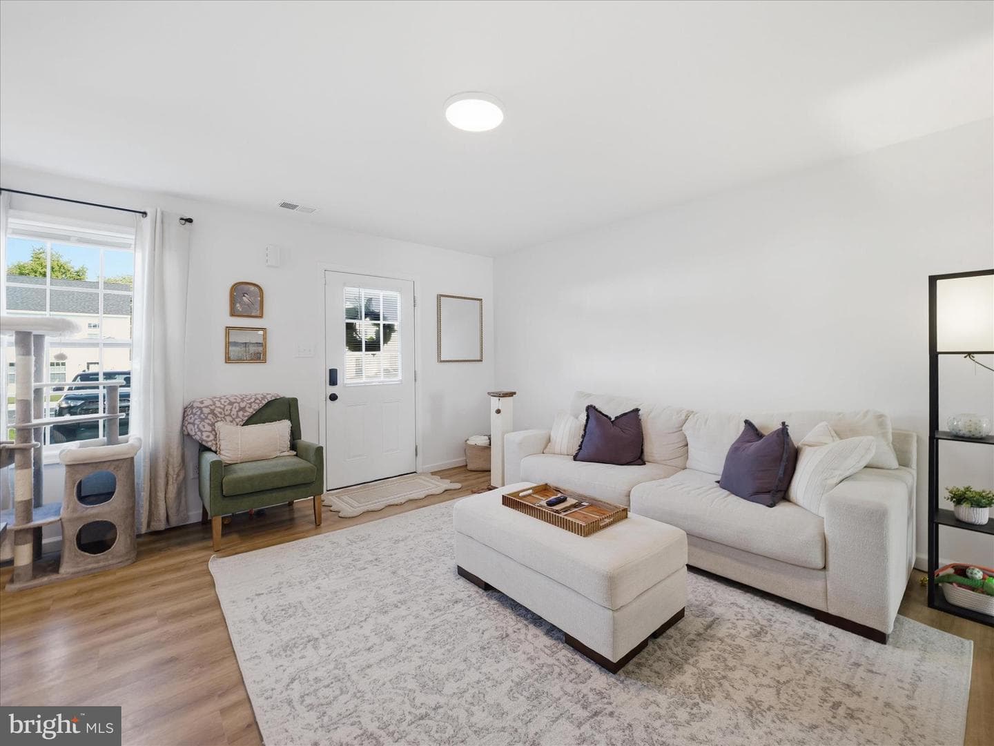 204 White Violet Way photo 5